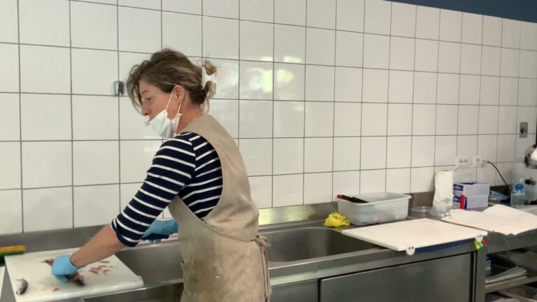 Scoprire le Pescherie di Cesenatico: Un Viaggio nei Sapori del Mare